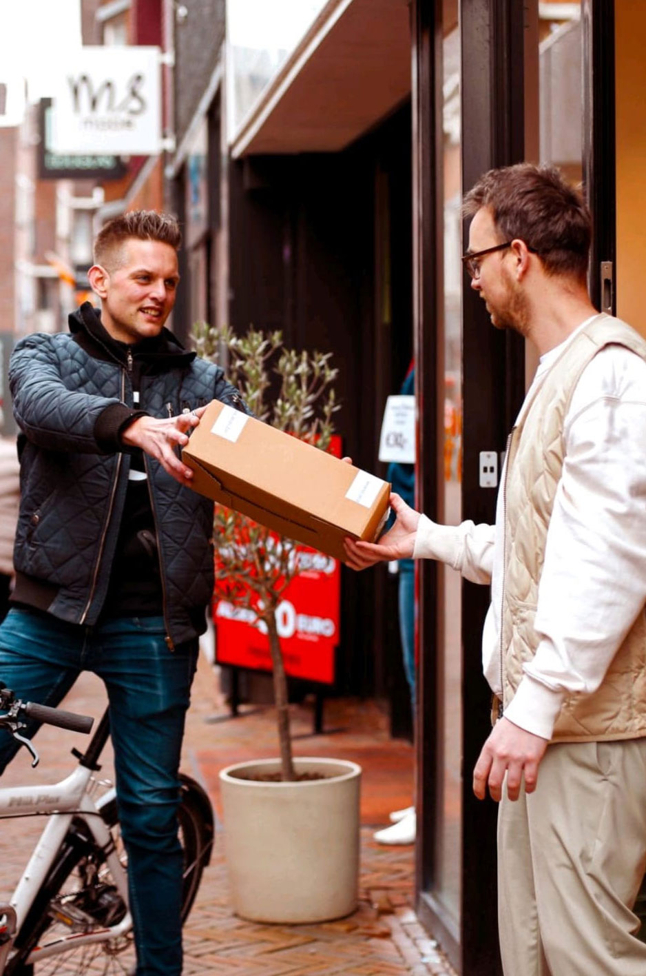 Marc – Fietskoerier Alphen B.V. Marc - Fietskoerier Alphen B.V.